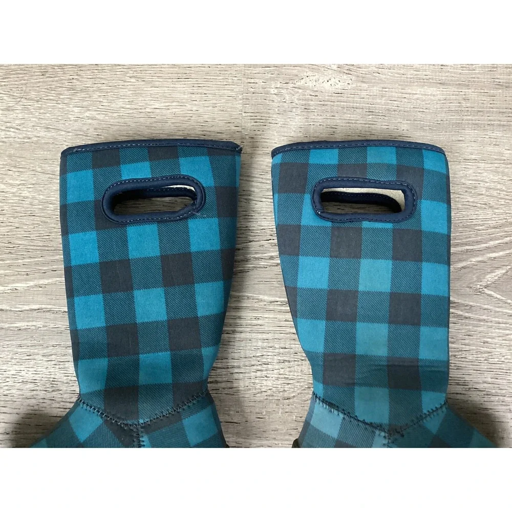 Bogs Summit Buff Blue Black Plaid Boots Youth Size 10 Winter Boots 71678